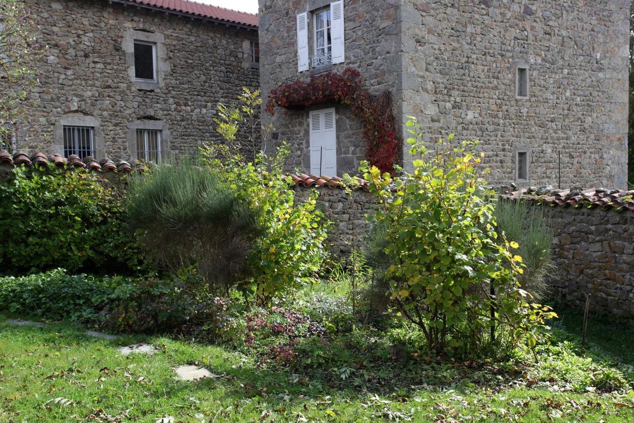 Le Clos Saint Francois Beaune-sur-Arzon Exteriör bild
